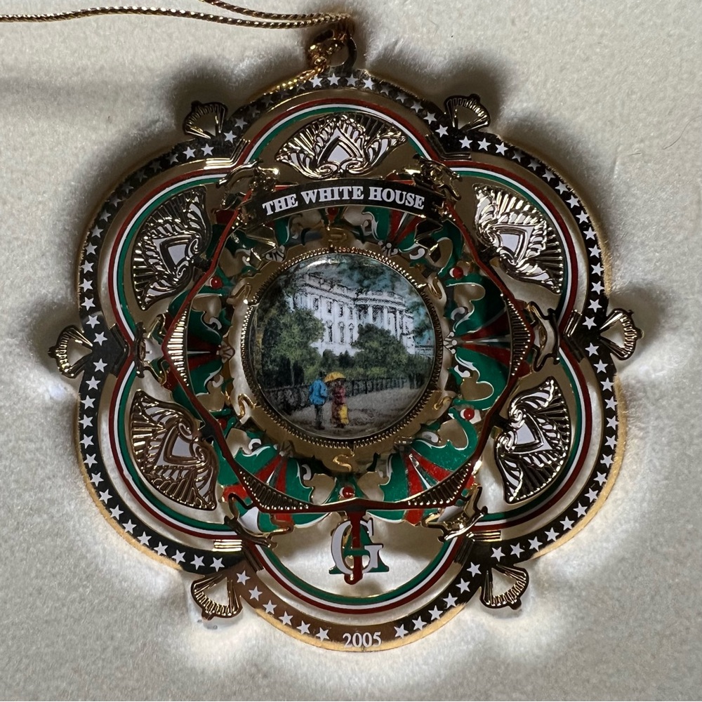 2005 Official White House Christmas Ornament